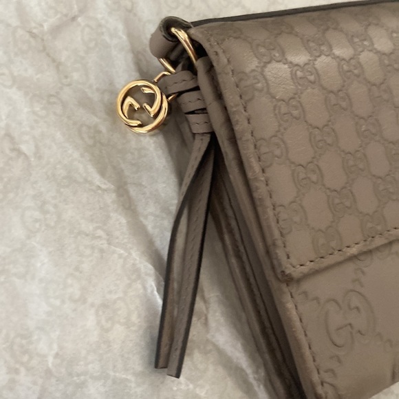 Gucci - Picture 3 of 11